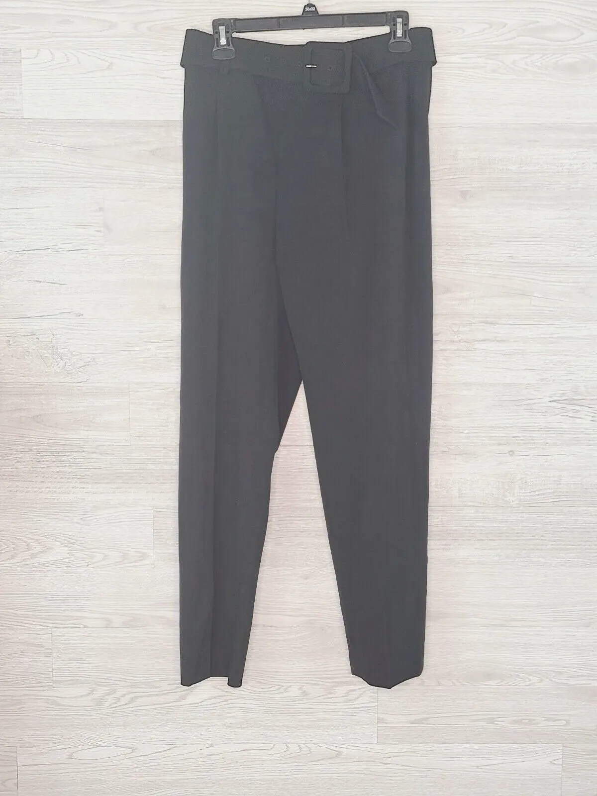 Bar III Women's Black Belted Side Zip Cropped Pleated Ankle Pants Size 4