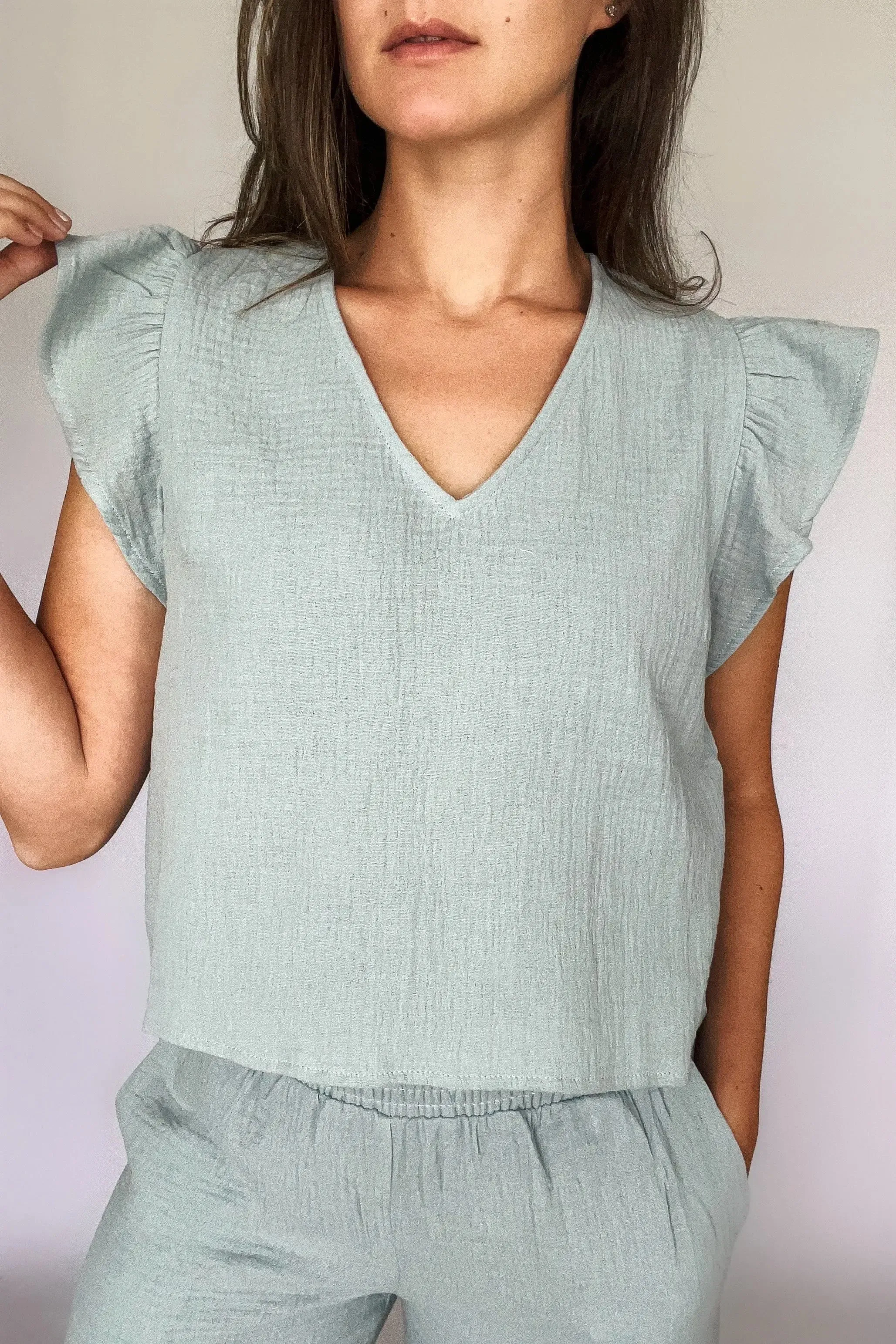 Double Gauze Ruffled Sleeve Top