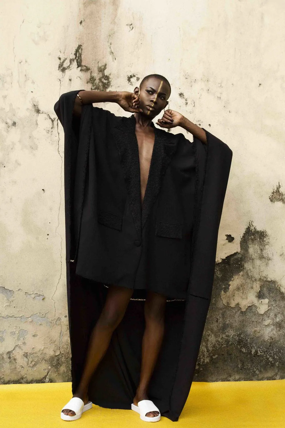 IAMISIGO: Mesh Lapel Poncho