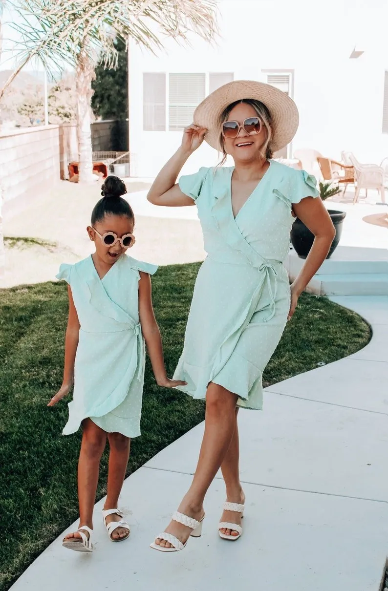 Lindsey's Mommy and Me Matching Dresses