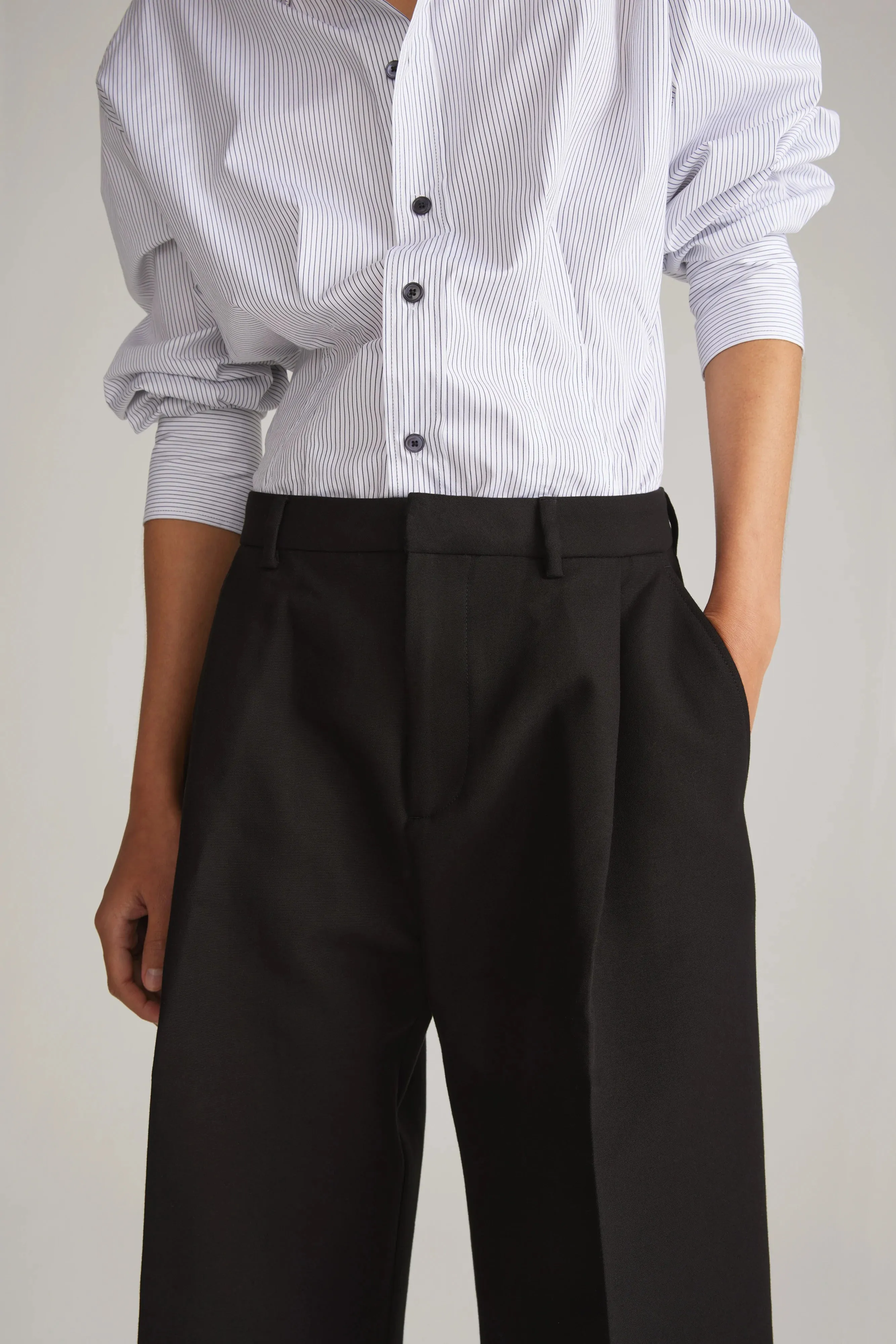 Loose Pleated Trousers