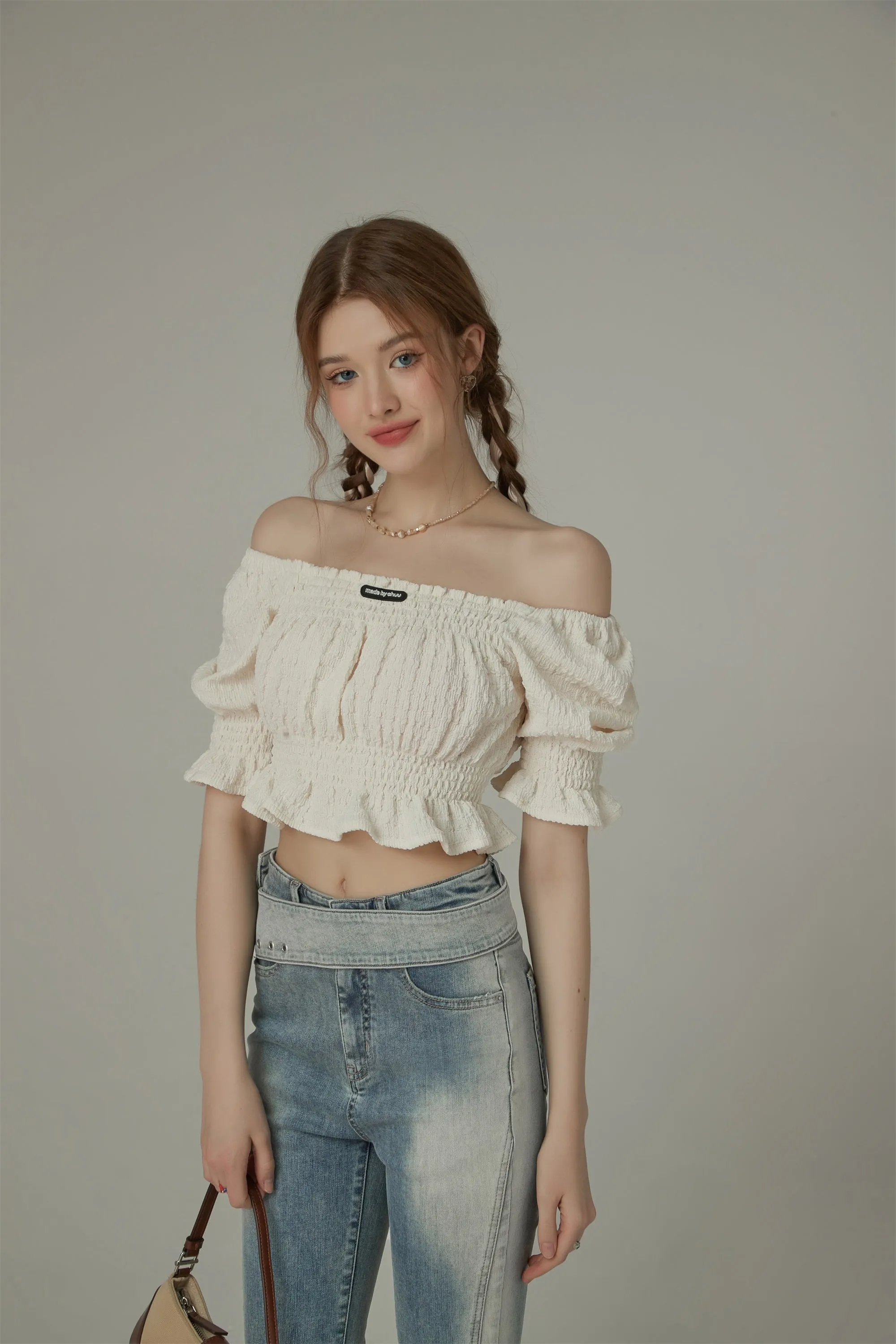 Off The Shoulder Puffed Sleeves Top