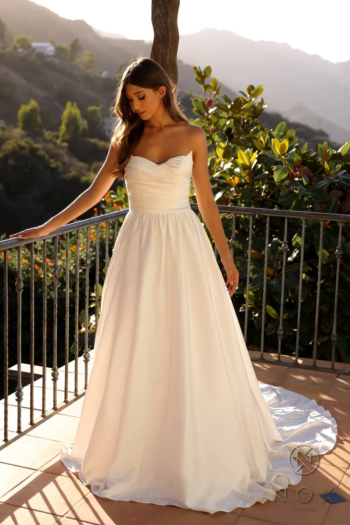 Strapless A-line Bridal Wedding Gown Dress_JE1002